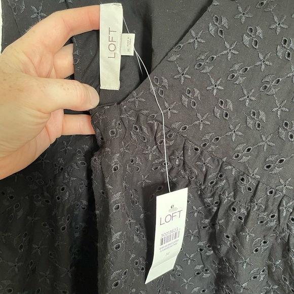 Black Embroidered V-Back Tank Top from Loft - Picture 2 of 7